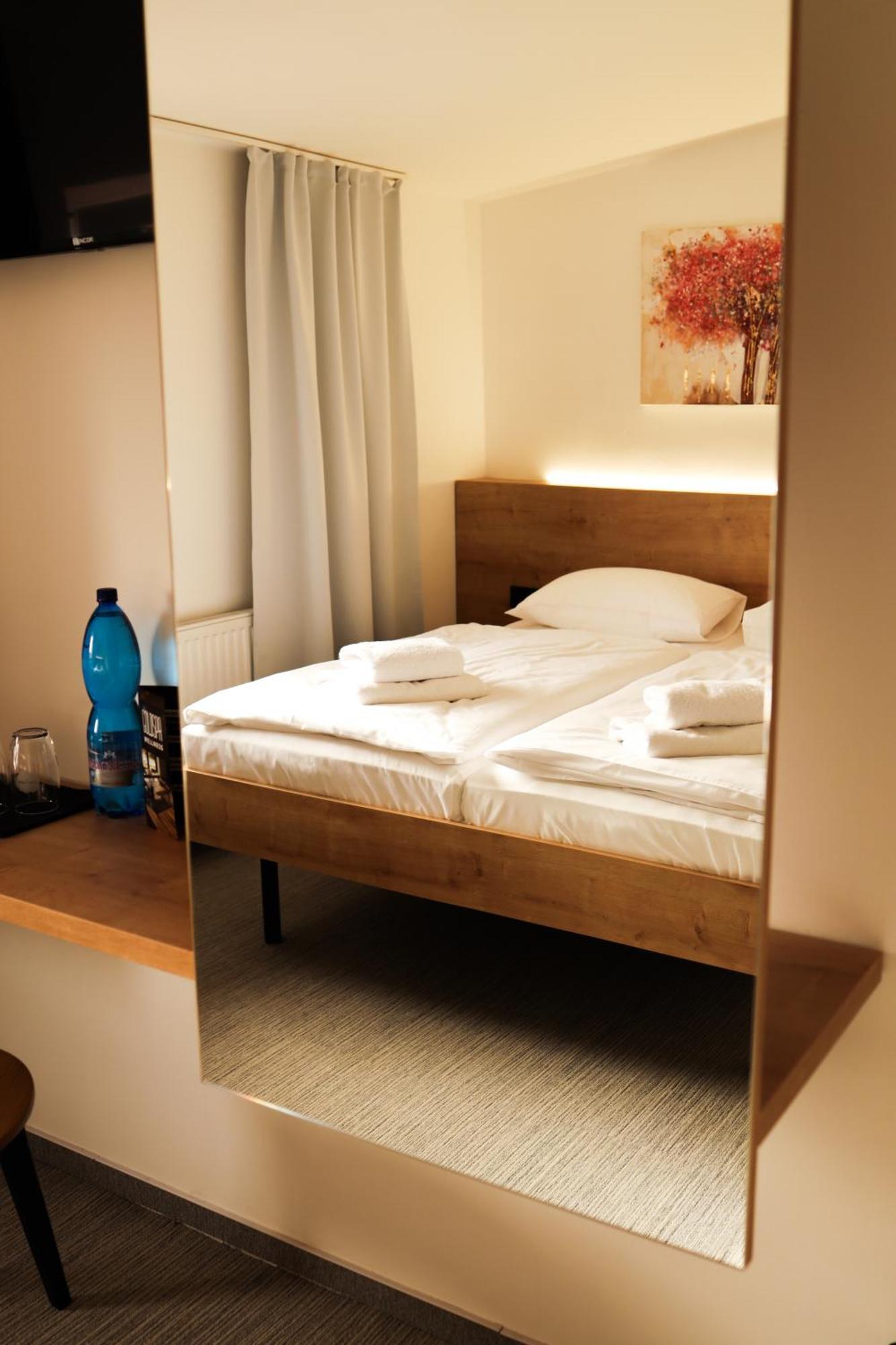 Golden Golem Hotel & Spa Prague Luaran gambar