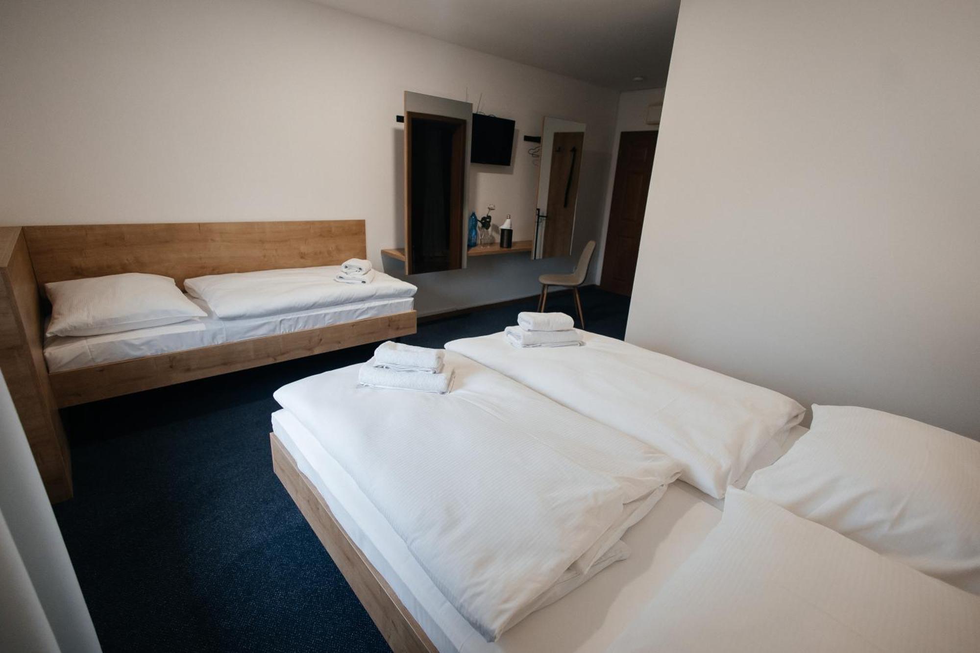 Golden Golem Hotel & Spa Prague Luaran gambar