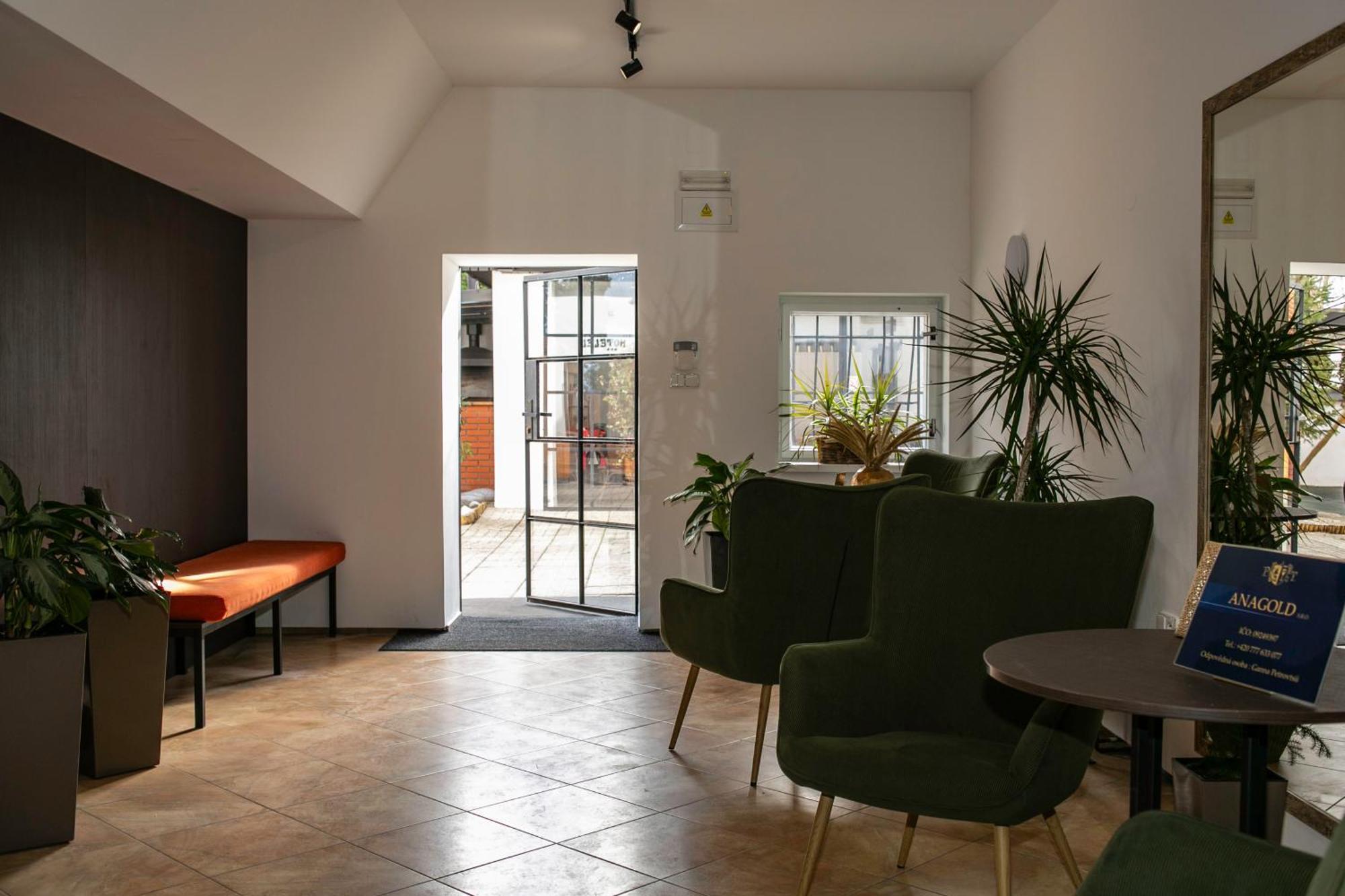 Golden Golem Hotel & Spa Prague Luaran gambar